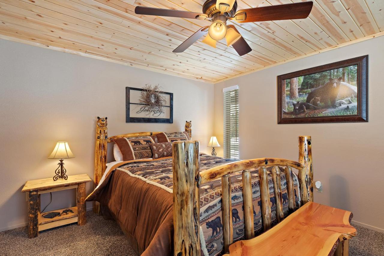 Huckleberry Hollow by KABINO Island Park Exterior foto