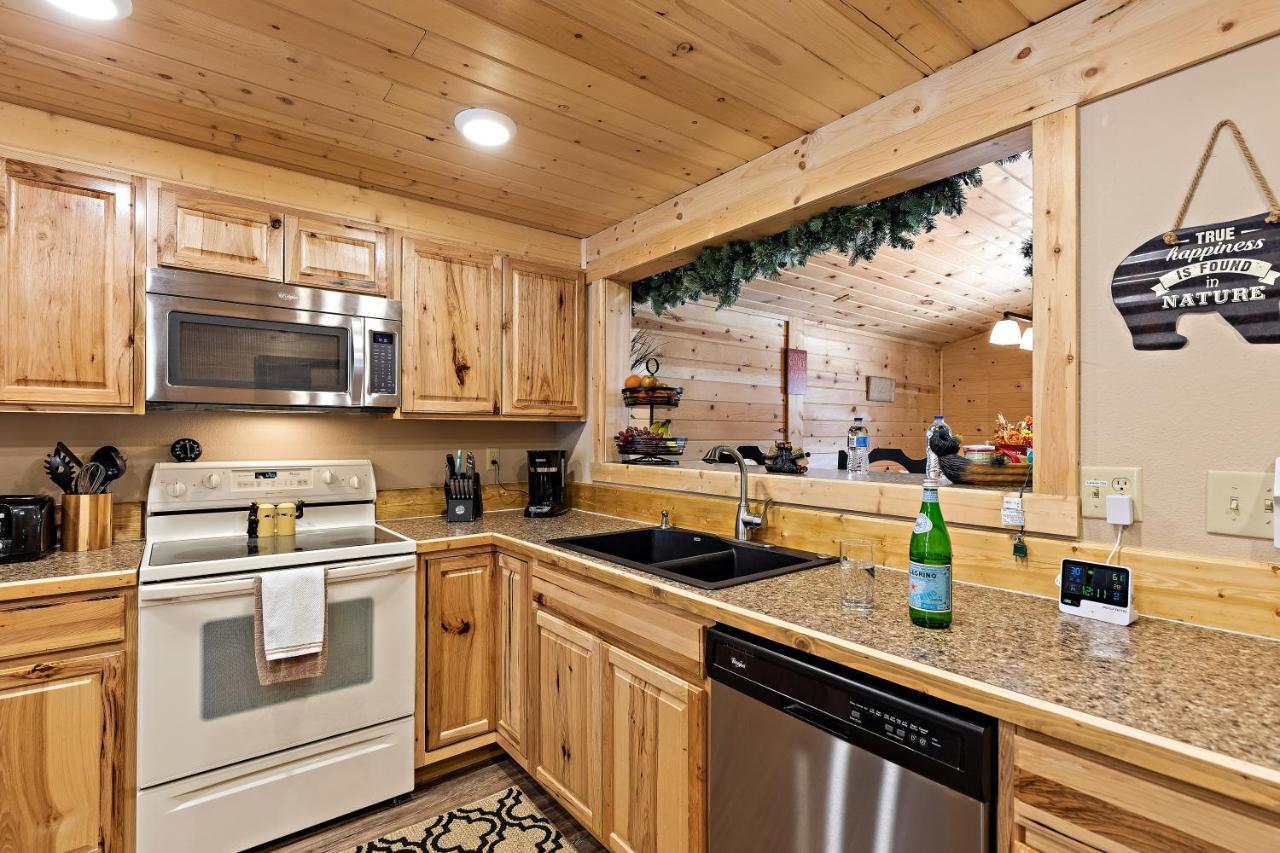 Huckleberry Hollow by KABINO Island Park Exterior foto