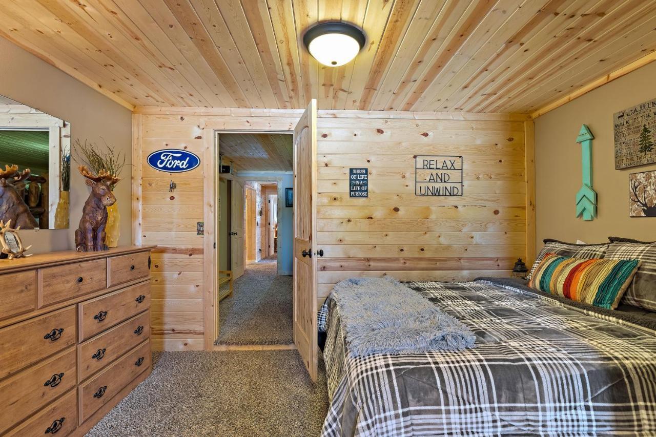 Huckleberry Hollow by KABINO Island Park Exterior foto