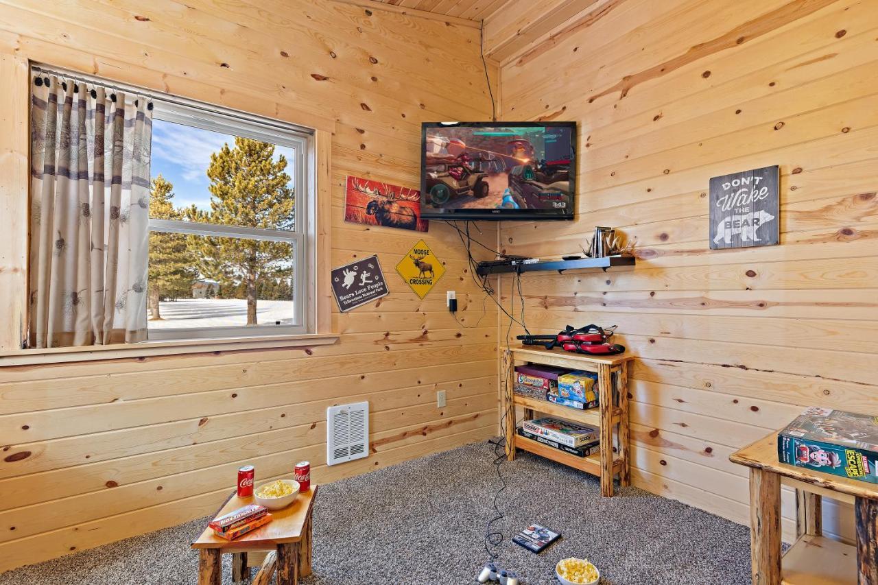Huckleberry Hollow by KABINO Island Park Exterior foto